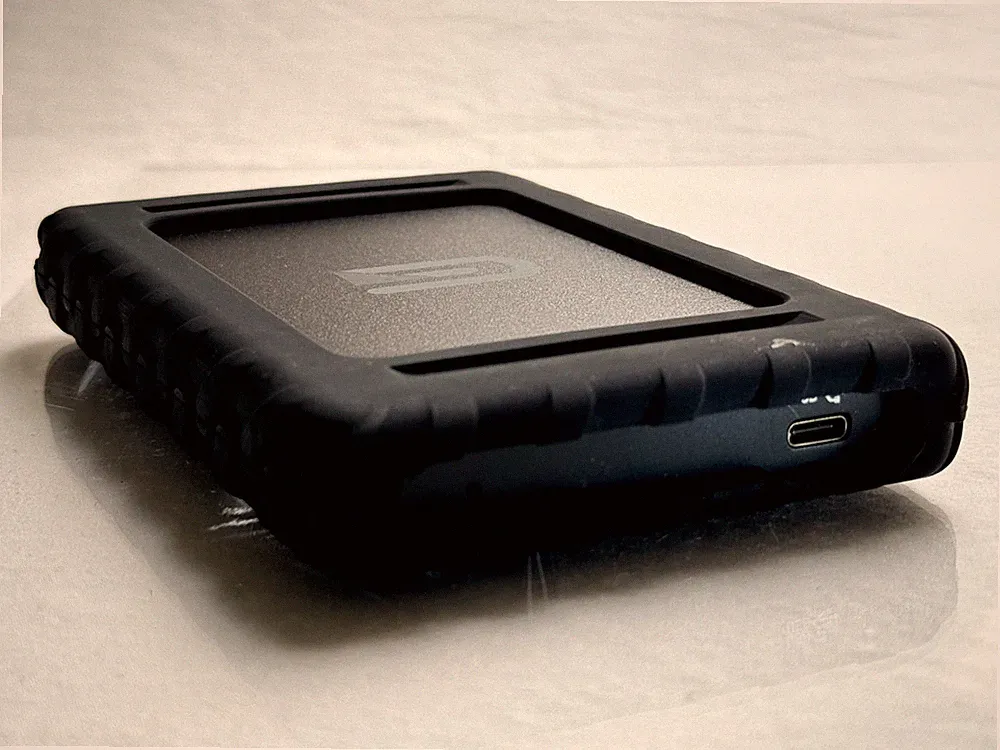 GLYPH Blackbox Plus 2TB HDD USB-C Gen 2 External Hard Drive