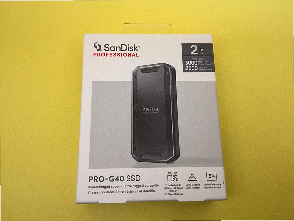 SanDisk Professional 2TB PRO-G40 Thunderbolt 3 External SSD SDPS31H-002T-GBCND